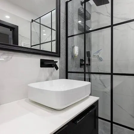شقة Golden - Great Location - Cozy And Bright&janapawla19 *