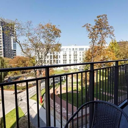 Golden - Great Location - Cozy And Bright&janapawla19 شقة