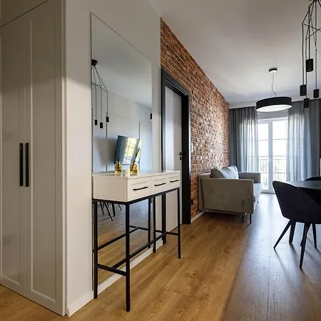 Apartmán Golden - Great Location - Cozy And Bright&janapawla19 Vratislav