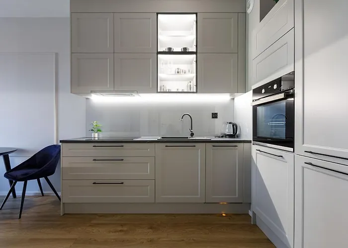 Golden - Great Location - Cozy And Bright&janapawla19 Vratislav