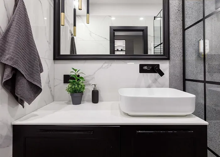 Golden - Great Location - Cozy And Bright&janapawla19 Apartmán Vratislav