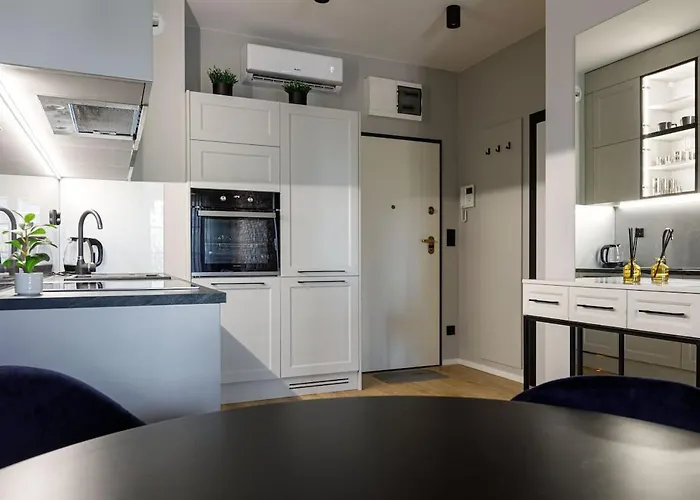 Apartmán Golden - Great Location - Cozy And Bright&janapawla19 Vratislav