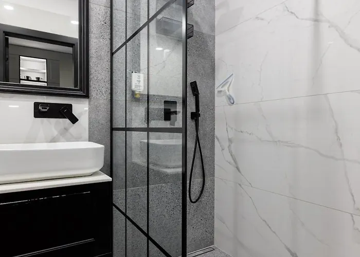 Golden - Great Location - Cozy And Bright&janapawla19 Apartmán *